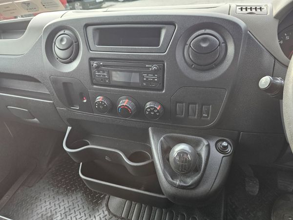 RENAULT MASTER 2.3 130 BHP // 7 SEATER CREWCAB 336100290