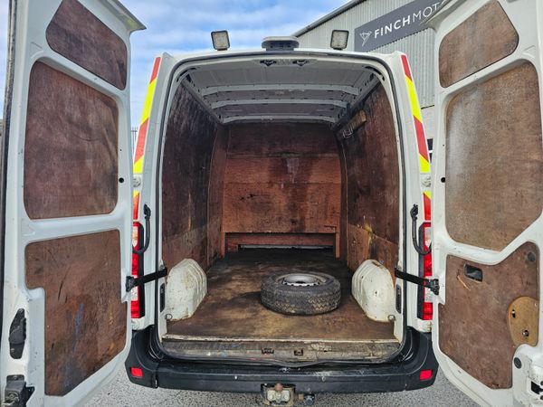 RENAULT MASTER 2.3 130 BHP // 7 SEATER CREWCAB 336100294