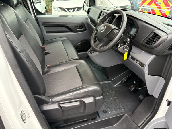 Vauxhall Vivaro 338943848
