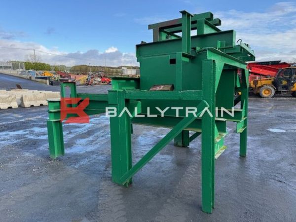 Crusher Frame/Stand 339566352