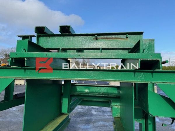 Crusher Frame/Stand 339566357