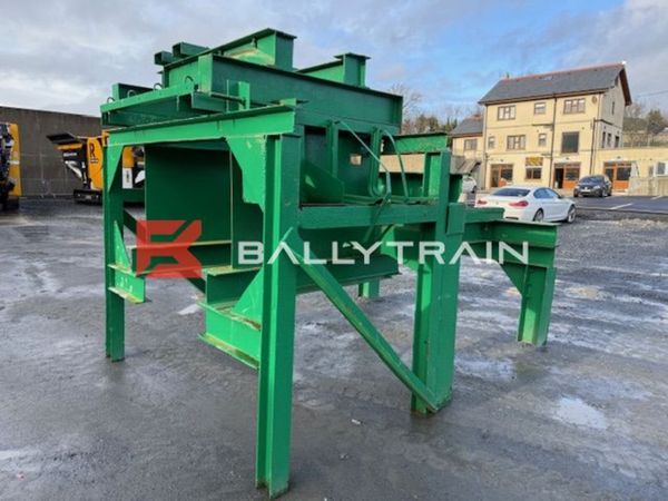 Crusher Frame/Stand 339566358