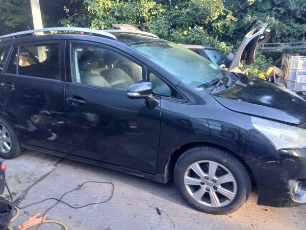 Toyota verso 2015 400146081