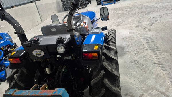 Boomer 40 4WD 400256077
