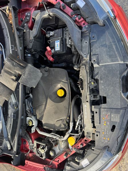 2018 Renault kadjar light front damage 400266850