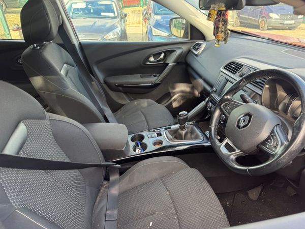 2018 Renault kadjar light front damage 400266851