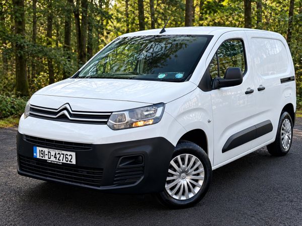 191 Citroen Berlingo 1.6 D - NEW CVRT - 3 SEATS 400314583