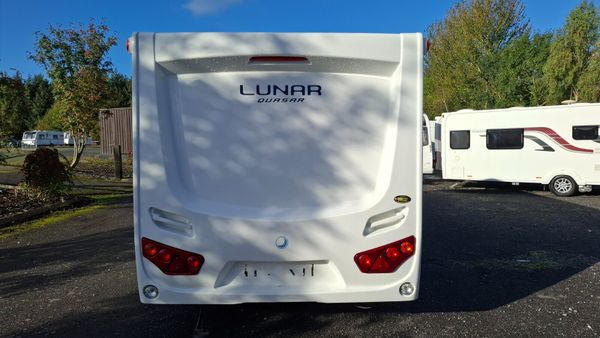 Lunar Quasar Island Bed Caravan 400449390