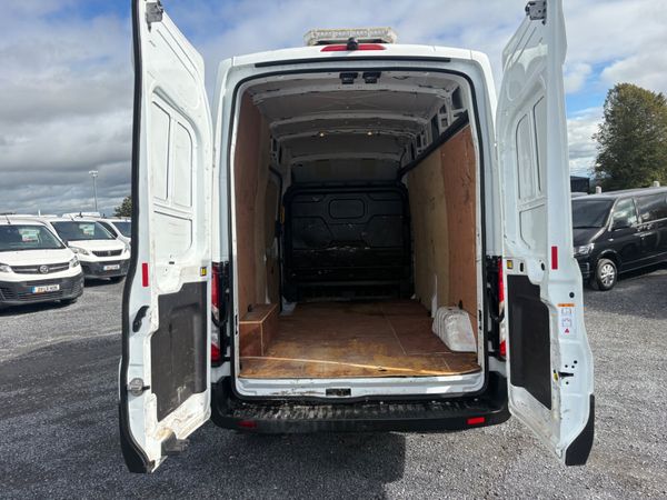 Ford Transit 350 RWD 400418825