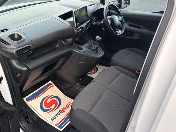 Fiat Doblo 2023 Top Spec New model 400420160