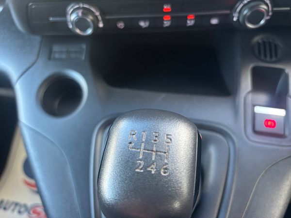 Fiat Doblo 2023 Top Spec New model 400420172