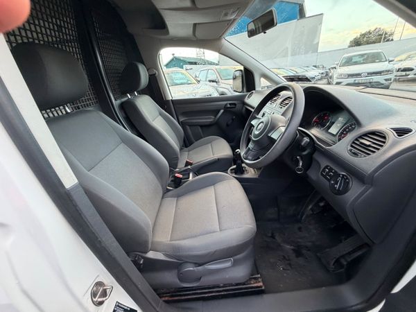 151 Volkswagen Caddy 1.6TDI - LOW KMS - NEW CVRT 400569410