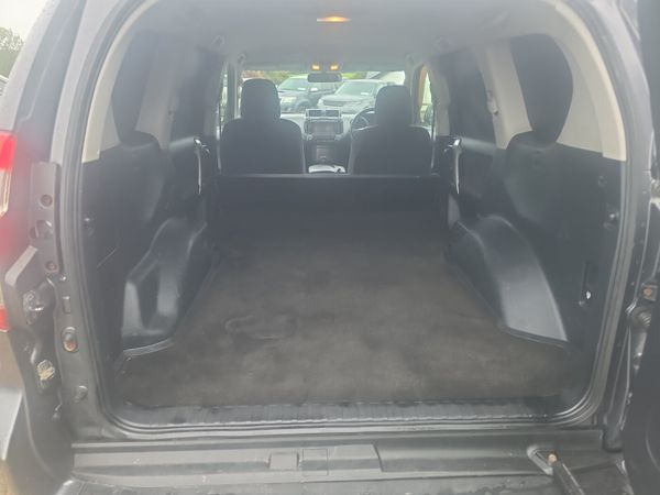 Toyota Land Cruiser LC GX LWB Auto 400595856