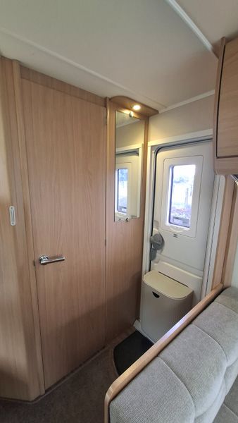 Compass Corona 576  6 Berth Caravan 400662243