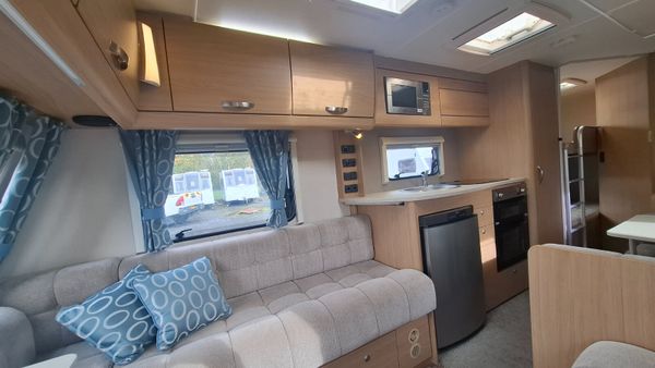 Compass Corona 576  6 Berth Caravan 400662226