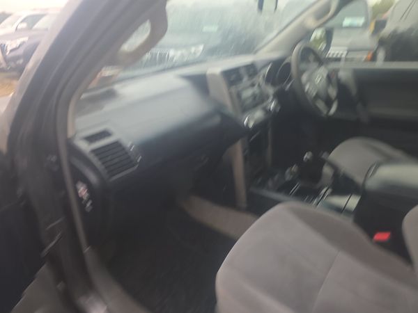 Toyota Land Cruiser SWB 400600494