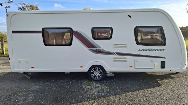Swift Challenger 565 Fixed Single Beds Caravan 400794192