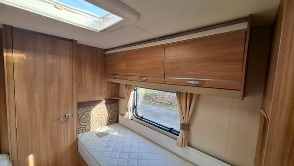 Swift Challenger 565 Fixed Single Beds Caravan 400794218