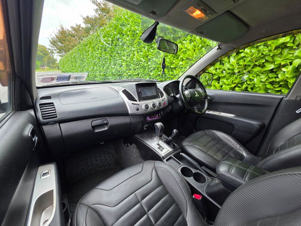 2014 Mitsubishi L200 Barbarian 2.5 DI-D Automatic 400853786