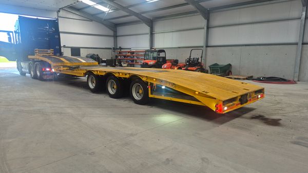 Trailers 400805965