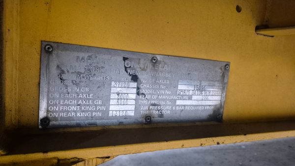 Trailers 400805976