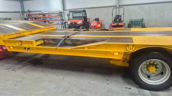 Trailers 400805978