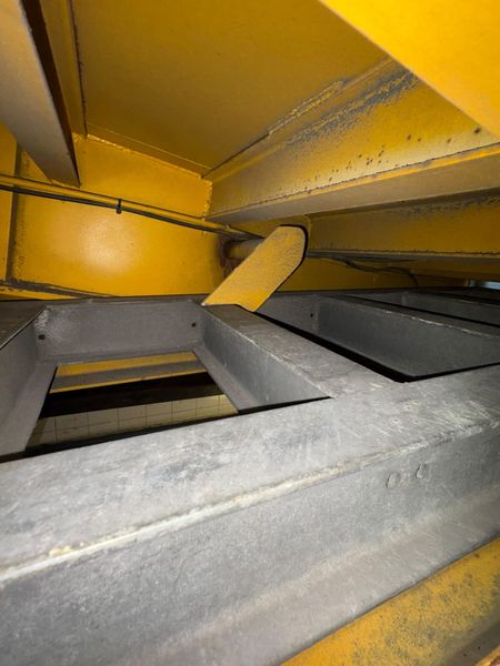 Trailers 400806069