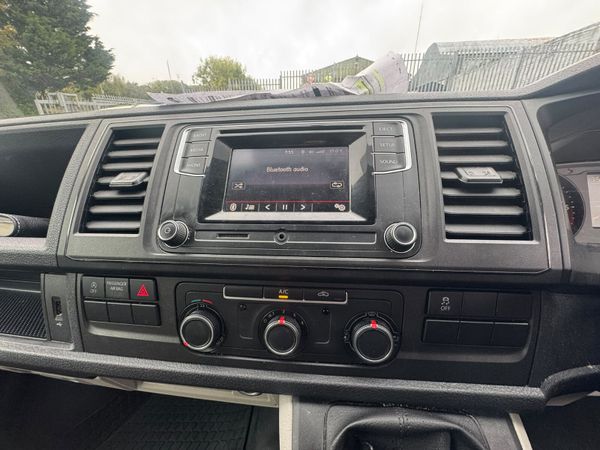 Volkswagen Transporter 2020 400839920