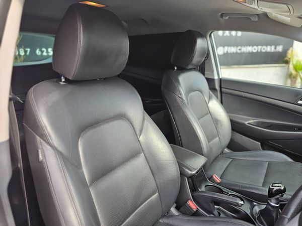 HYUNDAI TUCSON // NO VAT // BIG SPEC 400940081