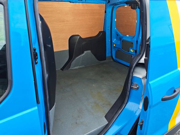 Ford Transit 2018 low km new DOE 400991214