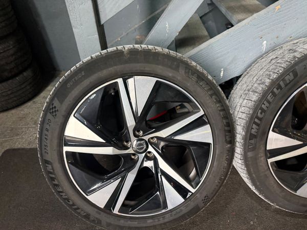 20 INCH GENUINE VOLVO R DESIGN ALLOYS + TYRES 400991959