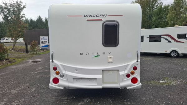 Bailey Unicorn Cordoba 4 Berth Caravan 400933385