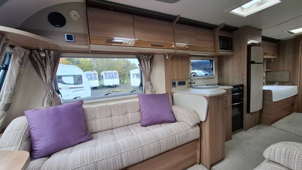 Bailey Unicorn Cordoba 4 Berth Caravan 400933392