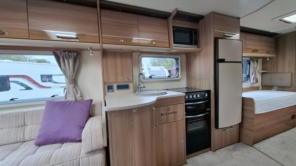 Bailey Unicorn Cordoba 4 Berth Caravan 400933401