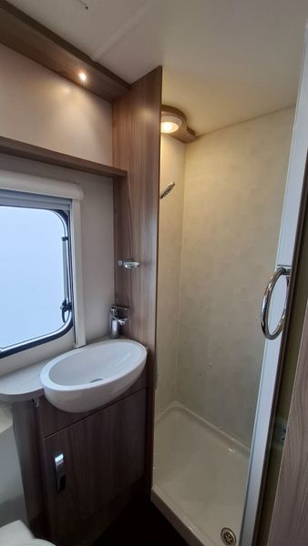 Swift Kudos 6 Berth Caravan 400933849