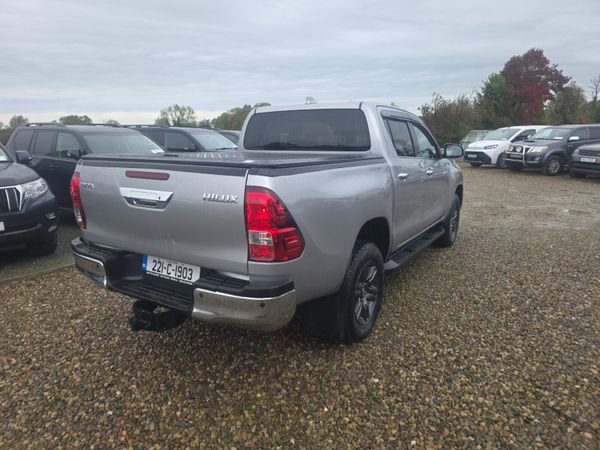 Toyota Hilux 2.8 D4D SR5 401026944