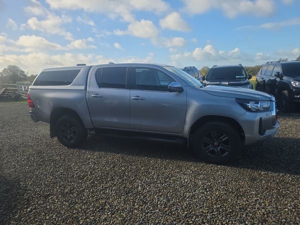 Toyota Hilux 2.8 D4D SR5 Auto 401027360