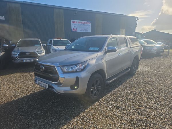 Toyota Hilux 2.8 D4D SR5 Auto 401027361