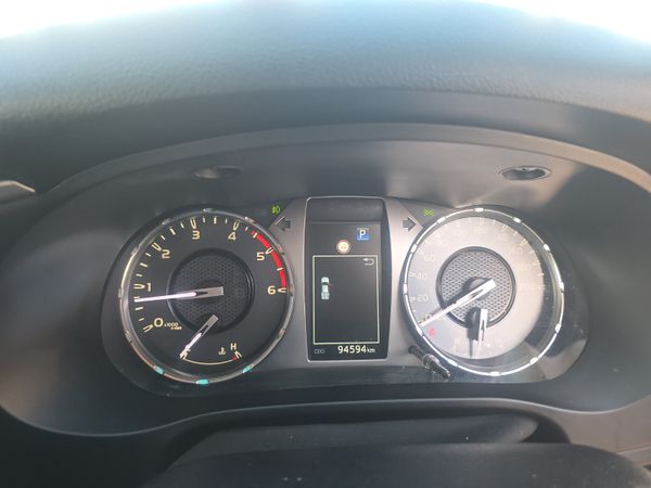 Toyota Hilux 2.8 D4D SR5 Auto 401027424