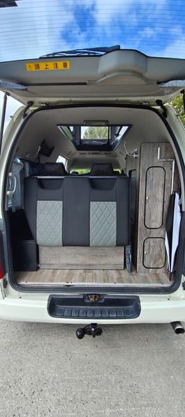 2011 Toyota HiAce Campervan 401032843