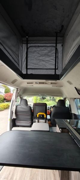 2011 Toyota HiAce Campervan 401032836