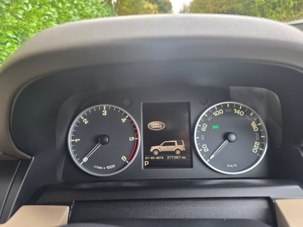 2015 LAND ROVER DISCOVERY 4 3.0 TDV6 SE AUTOMATIC 401240499