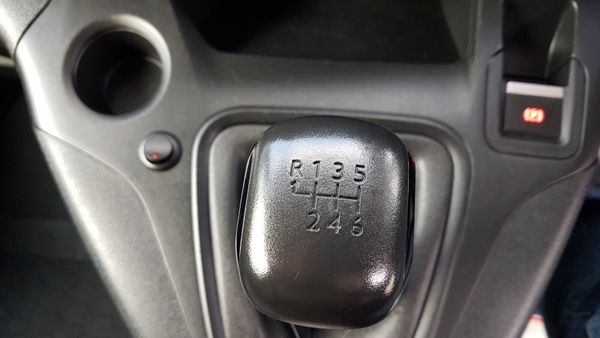 Peugeot Partner 221D LWB 6 SPEED 125KM VAT INVOICE 401265112