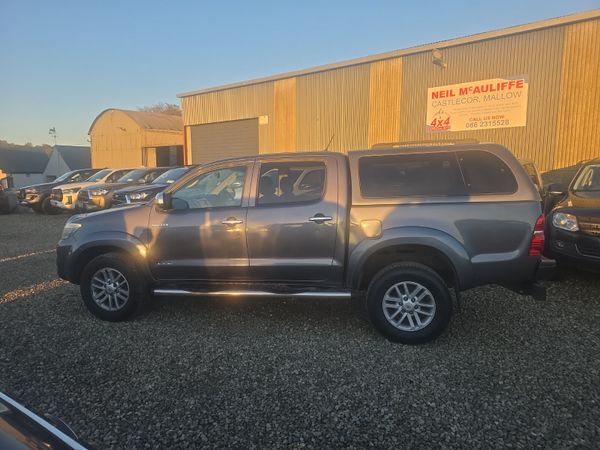 Toyota Hilux 3.0 D4D Invincible 401213419