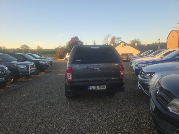 Toyota Hilux 3.0 D4D Invincible 401213429