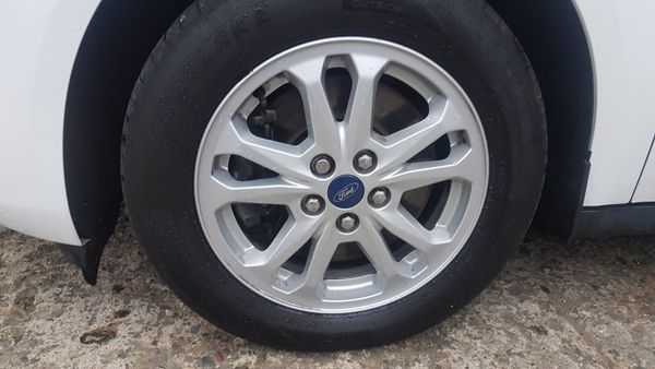 Ford Transit CONNECT CHOICE OF TWO TRENDLINES MINT 401414465