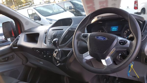 Ford Transit custom 100km as new vat invoice 401419442