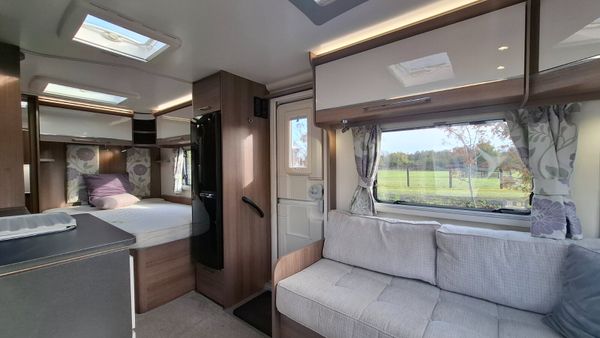 Bailey Unicorn Valencia 4 berth fixed bed 401585788