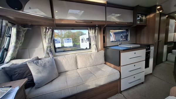Bailey Unicorn Valencia 4 berth fixed bed 401585789