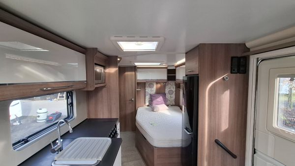 Bailey Unicorn Valencia 4 berth fixed bed 401585804